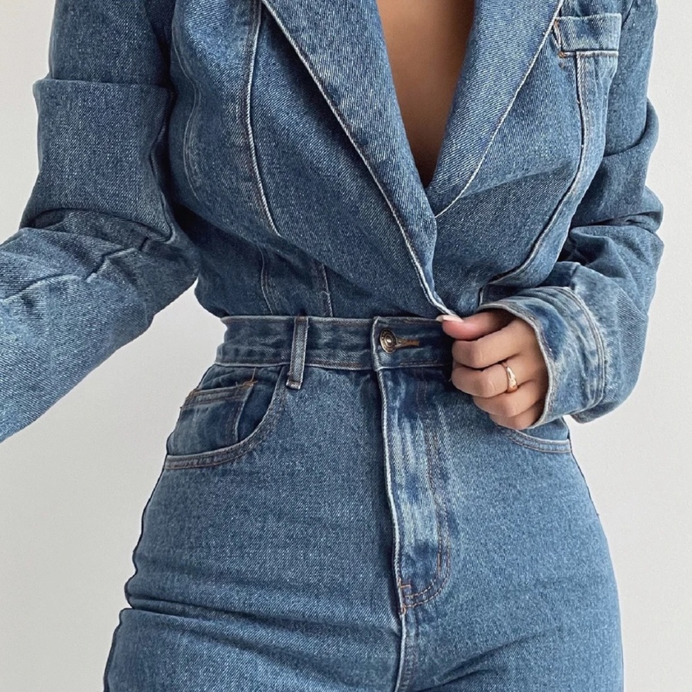 NWT - JLUX BRAND **Company sent me wrong size